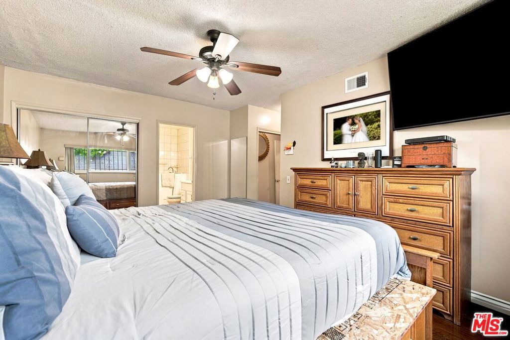 MLS #26862689 image #16