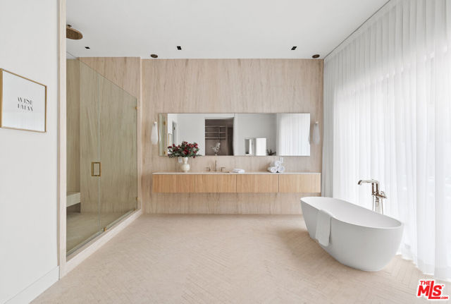 10950 Verano Road, Los Angeles CA: https://media.crmls.org/mediaz/a16f6654-da94-4592-beee-53b7e0796c09.jpg