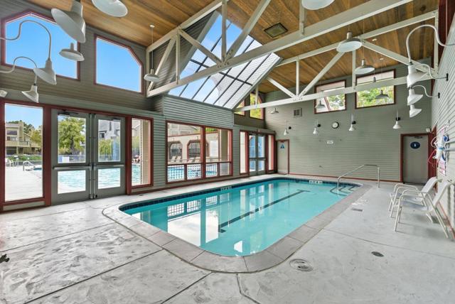 914 Shoreline Drive, San Mateo CA: https://media.crmls.org/mediaz/a17049c0-1ace-494b-a7c6-187c2983a9bc.jpg