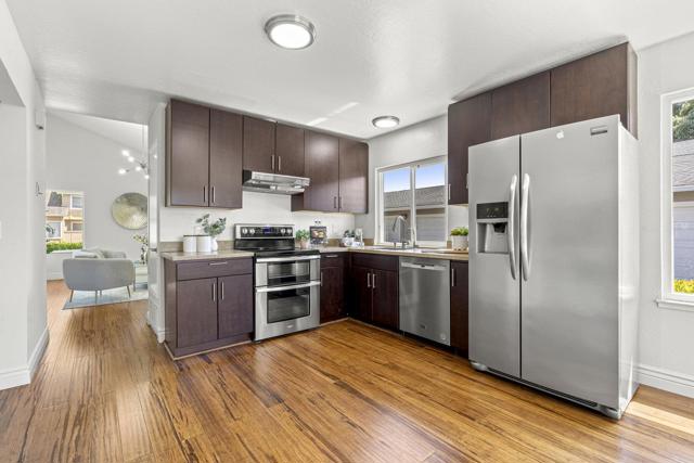 758 Pinta Lane, Foster City CA: https://media.crmls.org/mediaz/a170f1cf-ec18-4e85-9cb4-7bc0bedd52e5.jpg