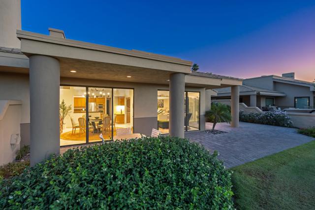80555 Pebble Beach, La Quinta CA: https://media.crmls.org/mediaz/a17169c9-8068-4cbd-ba7d-18d670e29ff1.jpg