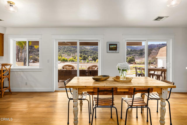 11144 Ojai Santa Paula Road, Ojai CA: https://media.crmls.org/mediaz/a171ed3d-d4b5-456d-8462-17a1708947d9.jpg