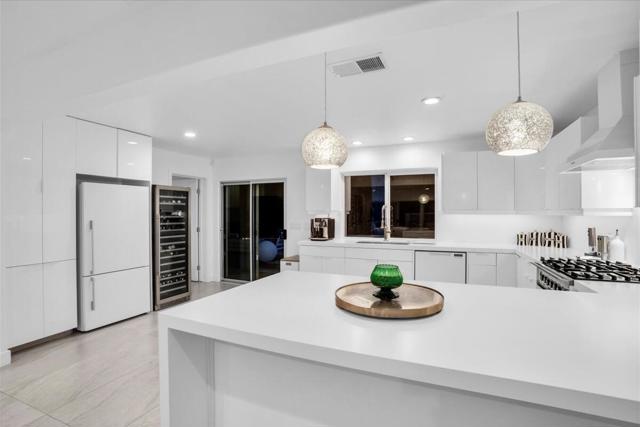 68159 Mountain View Road, Cathedral City CA: https://media.crmls.org/mediaz/a17220d5-26d3-4276-a54b-e5d891a283e6.jpg