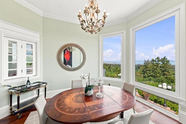 150 New Place Road, Hillsborough CA: https://media.crmls.org/mediaz/a1726cf5-5255-494b-8f01-8f499e82f637.jpg