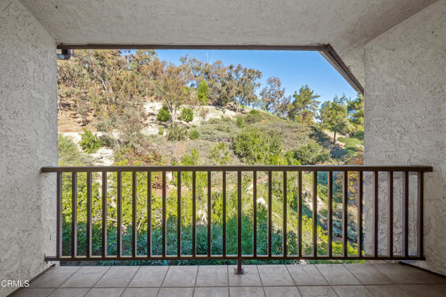Detail Gallery Image 21 of 32 For 4210 via Arbolada #301,  Los Angeles,  CA 90042 - 2 Beds | 2 Baths