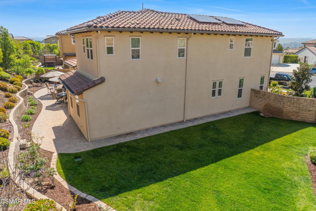 12809 Lone Trail Court, Moorpark CA: https://media.crmls.org/mediaz/a1734631-3103-452d-9227-fae97b8de608.jpg
