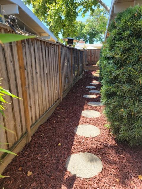 378 Woodhams Road, Santa Clara CA: https://media.crmls.org/mediaz/a173d69e-a1a8-47bd-aa87-b40f9e12074b.jpg