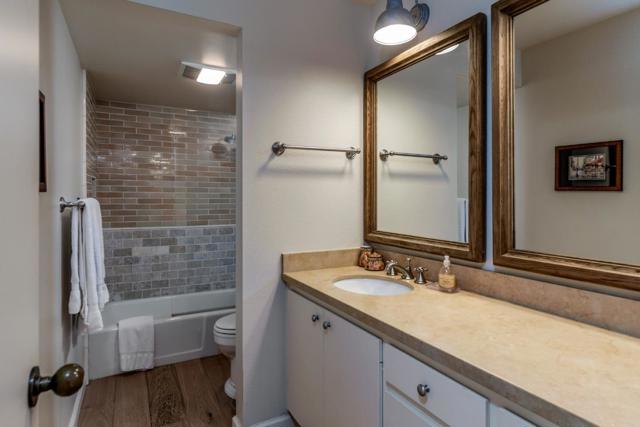 5 Sandstone Street, Portola Valley CA: https://media.crmls.org/mediaz/a174e39d-f617-4dc2-a05b-ce0dc6361c60.jpg
