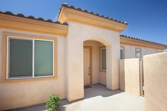 67424 Zuni Court Court, Cathedral City CA: https://media.crmls.org/mediaz/a1754be8-539a-473b-b70b-f36708109478.jpg
