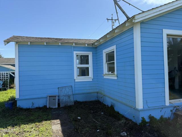 33180 Tregoning Drive, Fort Bragg CA: https://media.crmls.org/mediaz/a176e47a-9605-43a9-8857-281d1ddeb00b.jpg