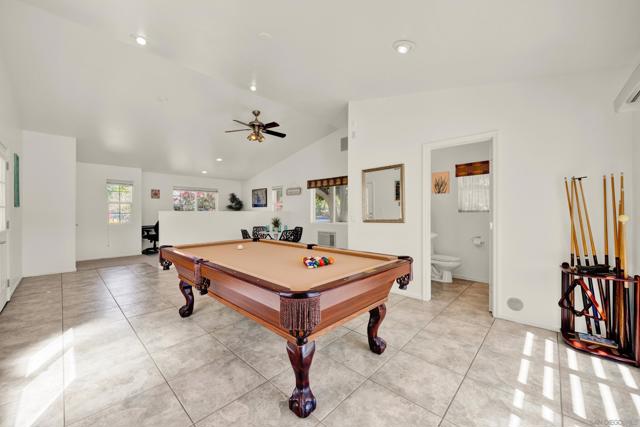 14265 Sandhill Rd, Poway CA: https://media.crmls.org/mediaz/a1779d04-e187-4708-a369-c8292c70be89.jpg