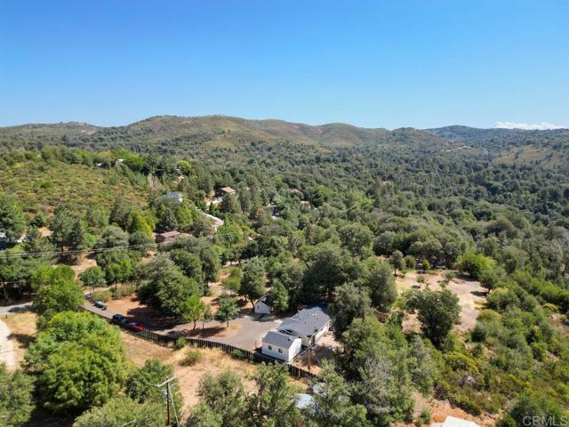 1645 Frisius Drive, Julian CA: https://media.crmls.org/mediaz/a178e714-d4b9-4890-96e9-ee9beb4d9140.jpg