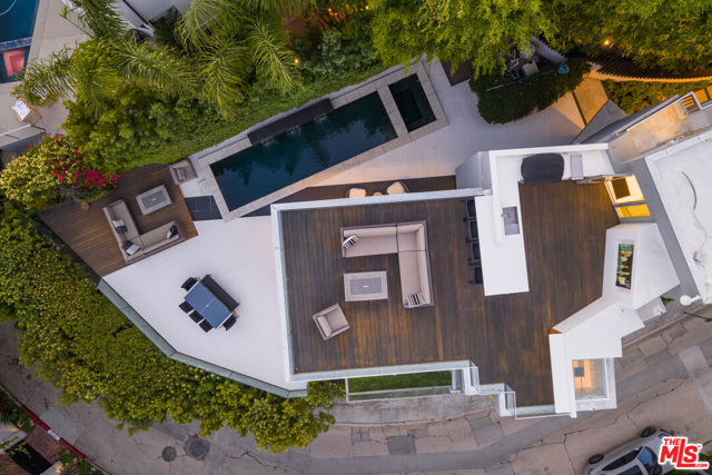 1377 Miller Place, Los Angeles CA: https://media.crmls.org/mediaz/a179a750-a486-4c1b-85c6-91b00945a496.jpg