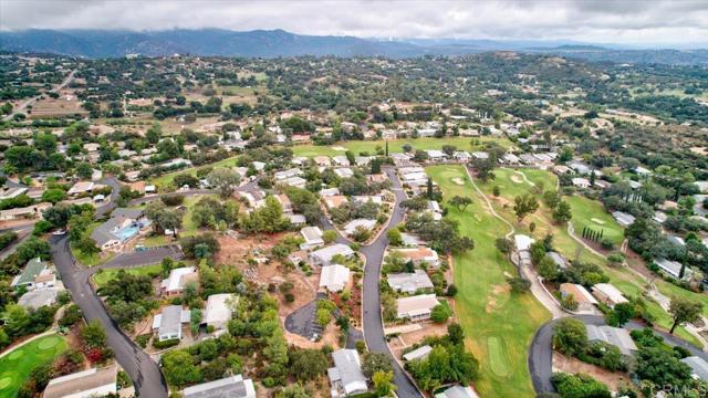 Detail Gallery Image 27 of 39 For 18218 Paradise Mountain Rd #122,  Valley Center,  CA 92082 - 2 Beds | 2 Baths