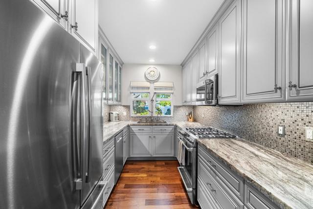 436 Camino Al Mar, La Selva Beach CA: https://media.crmls.org/mediaz/a17abe0f-e82b-4670-b804-ef05677b5922.jpg