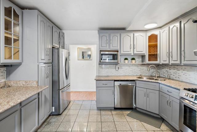 998 Hensley Avenue, San Bruno CA: https://media.crmls.org/mediaz/a17b0e7c-de09-462d-bb8a-01fb42ee1941.jpg