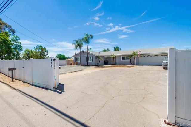 Detail Gallery Image 1 of 33 For 415 3rd St, Ramona,  CA 92065 - 3 Beds | 2 Baths