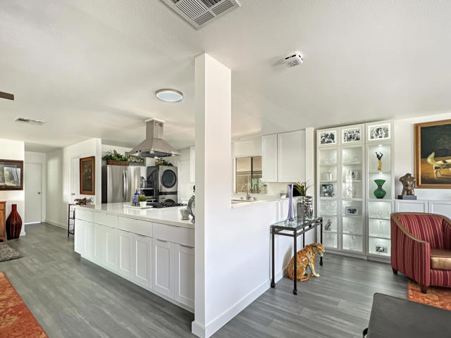 49305 Highway 74, Palm Desert CA: https://media.crmls.org/mediaz/a17d8d70-cd3b-46d8-8fce-c0af5cf0b685.jpg