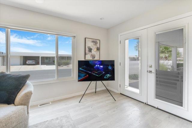 73411 Brown Rabbit Drive, Palm Desert CA: https://media.crmls.org/mediaz/a17dae6a-8139-4434-8ff5-d1635027e27f.jpg