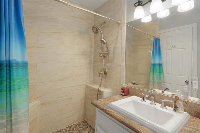 1100 Seacoast Dr, Imperial Beach CA: https://media.crmls.org/mediaz/a17de823-4333-48e6-8615-62098d9651a5.jpg