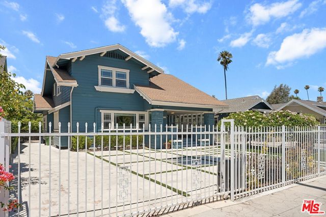 251 S Ardmore Avenue, Los Angeles CA: https://media.crmls.org/mediaz/a17e3e86-b7b5-4fe0-8af2-acfcc1f8c886.jpg