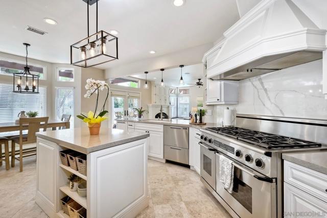 16879 Saint Andrews Drive, Poway CA: https://media.crmls.org/mediaz/a17e4c59-0f4c-4b45-a9de-67a54530d482.jpg