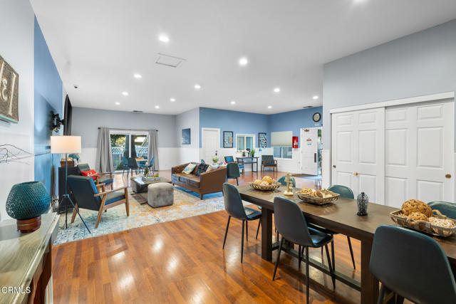 275 E Surfside Drive, Port Hueneme CA: https://media.crmls.org/mediaz/a17e5fed-9cca-46ba-a3a0-4176874ae660.jpg