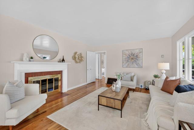 876 Sunset Drive, Santa Clara CA: https://media.crmls.org/mediaz/a17e602b-71c3-4f83-9ad8-55a9a8a351d6.jpg