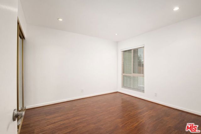 4732 Park Granada, Calabasas CA: https://media.crmls.org/mediaz/a17e9dd6-d6f4-4704-8b14-e1c7d94d7509.jpg