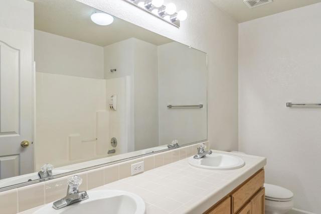 859 Sandra Street, Los Banos CA: https://media.crmls.org/mediaz/a17ec483-8b9b-4b49-a9d8-c87043b71a65.jpg