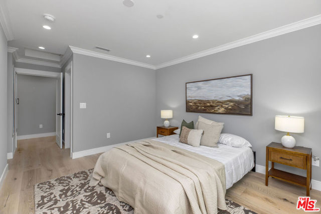 6888 Alta Vista Drive, Rancho Palos Verdes CA: https://media.crmls.org/mediaz/a17f72d1-6307-4be8-aa29-cadcf72234df.jpg