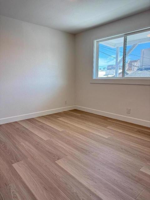 318 3rd Lane, South San Francisco CA: https://media.crmls.org/mediaz/a17fa2bc-8e1f-4292-bc9e-b5433d343696.jpg