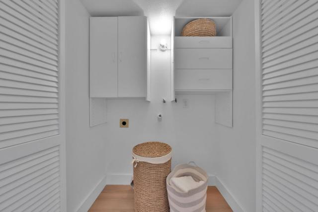 135 Calle Larga, Los Gatos CA: https://media.crmls.org/mediaz/a1804aff-c562-403c-966f-6cb8fe030c3e.jpg