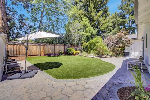 667 Cuesta Drive, Los Altos CA: https://media.crmls.org/mediaz/a1815eda-8ecc-4728-ab69-578e79afd190.jpg