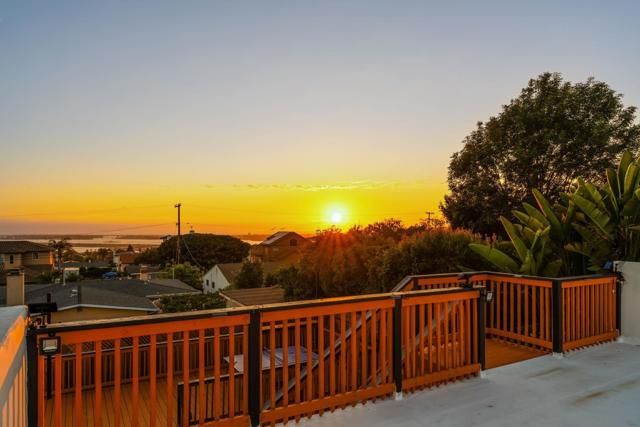 2736 Burgener Blvd, San Diego CA: https://media.crmls.org/mediaz/a1829a2d-8b40-4d51-9091-5305d8c0e46c.jpg