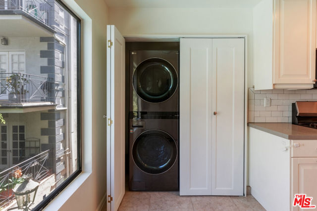 2 Bed Home for Sale in Los Angeles, California