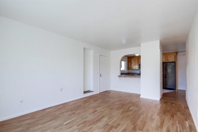 Detail Gallery Image 8 of 46 For 10248 Princess Sarit Way #0,  Santee,  CA 92071 - 2 Beds | 1 Baths