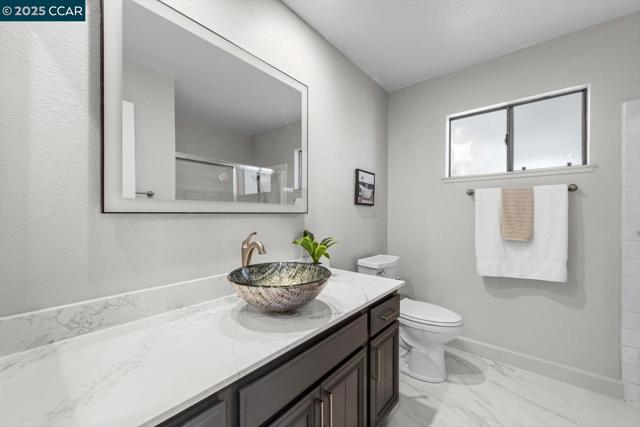 110 Santa Rosa Pl, San Ramon CA: https://media.crmls.org/mediaz/a183d5f2-81c9-4dc5-95e7-c00b19385677.jpg