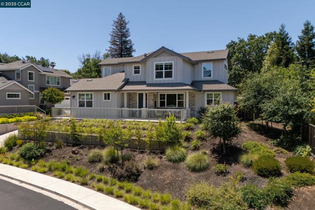 5540 Southbrook Drive, Clayton CA: https://media.crmls.org/mediaz/a18475d7-8563-4b9a-a8df-7f49429bcebc.jpg