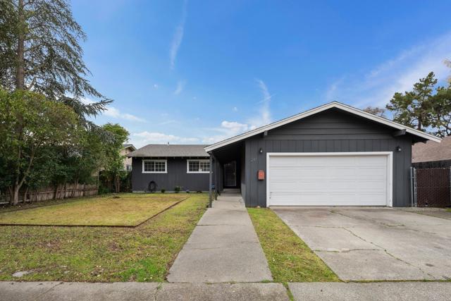 Detail Gallery Image 2 of 37 For 241 Howard Ave, Vallejo,  CA 94589 - 3 Beds | 2 Baths