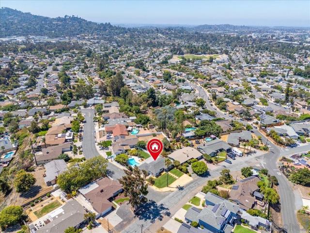 1967 Wedgemere Rd, El Cajon CA: https://media.crmls.org/mediaz/a1851771-b26e-4dbd-80f3-d1e337ca1015.jpg
