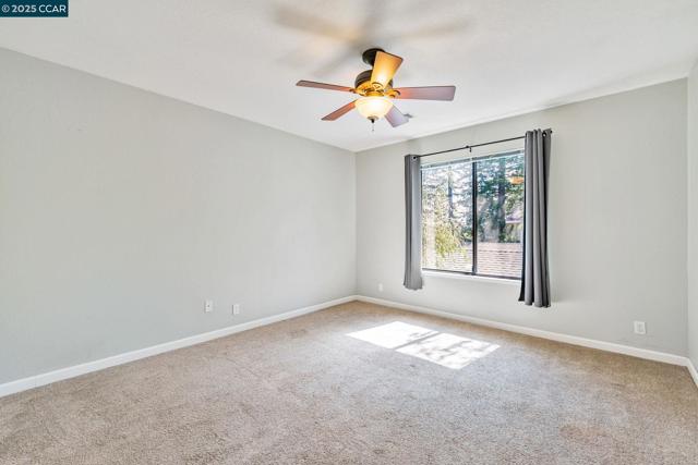 771 Center Ave, Martinez CA: https://media.crmls.org/mediaz/a1851b76-0558-4a78-8000-b20705c7cef8.jpg