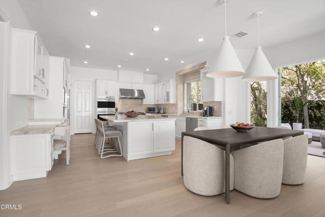 Detail Gallery Image 16 of 74 For 7216 Littler Ct, Moorpark,  CA 93021 - 5 Beds | 5/1 Baths