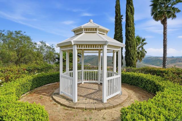 Detail Gallery Image 56 of 74 For 3611 Monserate Hill Ct, Fallbrook,  CA 92028 - 4 Beds | 4/1 Baths