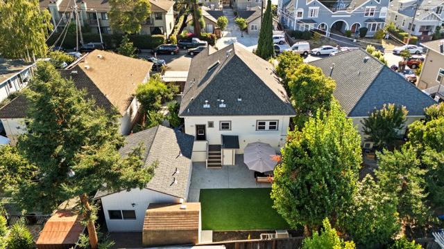 320 N Ellsworth Avenue, San Mateo CA: https://media.crmls.org/mediaz/a186ada9-a034-46a7-883d-a18fffe1332c.jpg