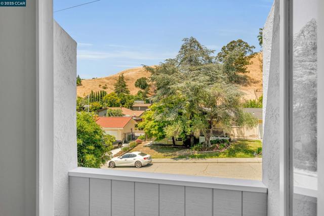 2690 Doidge Ave, Pinole CA: https://media.crmls.org/mediaz/a18734a4-9add-499c-8c13-a1e47f9fc958.jpg