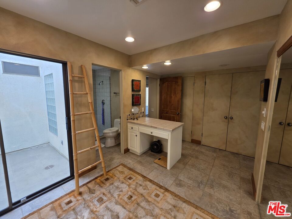 MLS #25595733 image #40