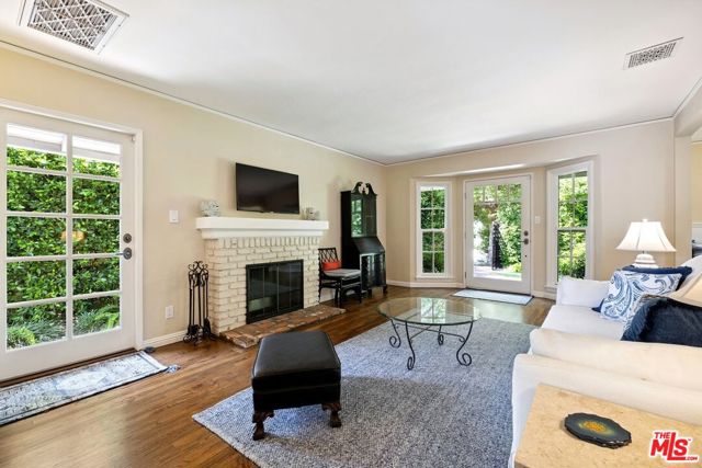 800 North Rose Street photo 7