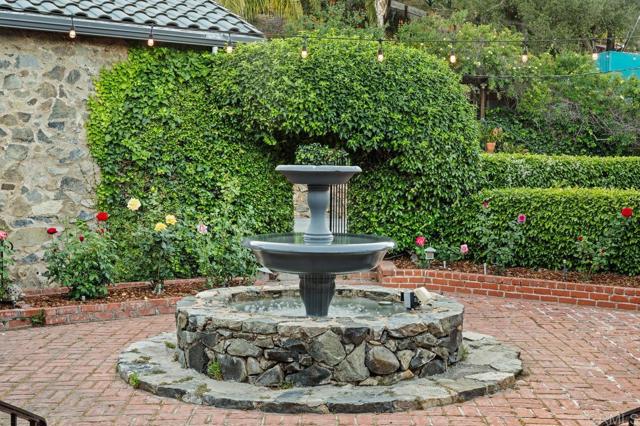 713 Quiet Hills Farm Road, Escondido CA: https://media.crmls.org/mediaz/a18900e6-1fa6-48c0-bbd7-63763d7d1660.jpg