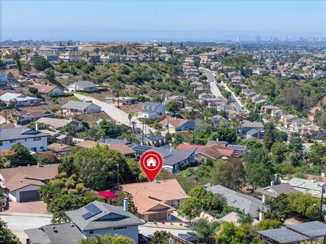 7977 Wetherly St, La Mesa CA: https://media.crmls.org/mediaz/a1893c05-9949-4a8b-9654-db8c4ebd1a1c.jpg